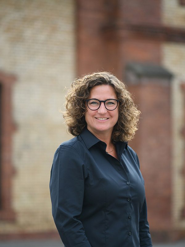 Regi_Portrait_Yasmin-Leidinger